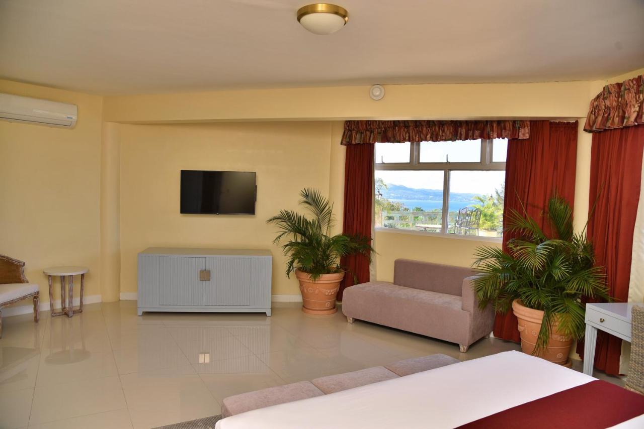 Hotel Grand A View Montego Bay Eksteriør bilde