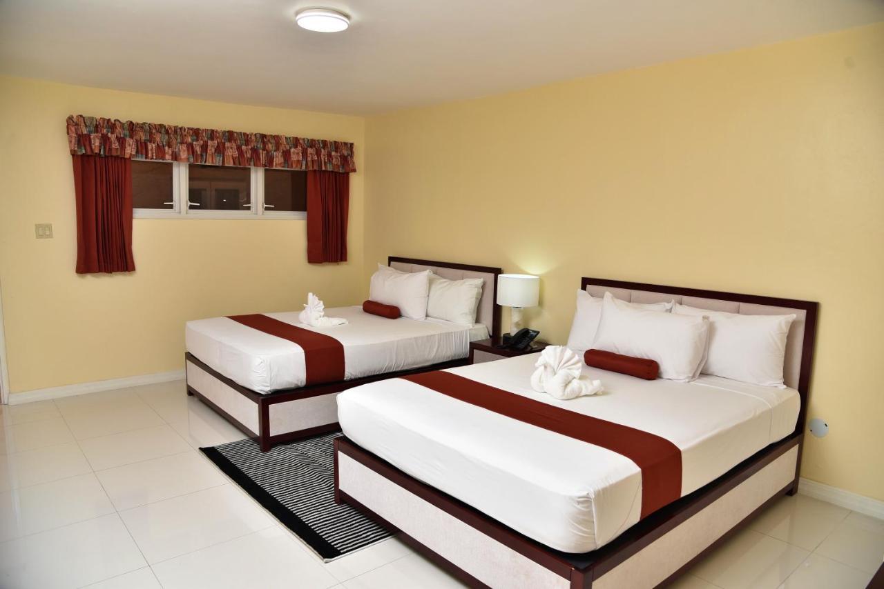Hotel Grand A View Montego Bay Eksteriør bilde