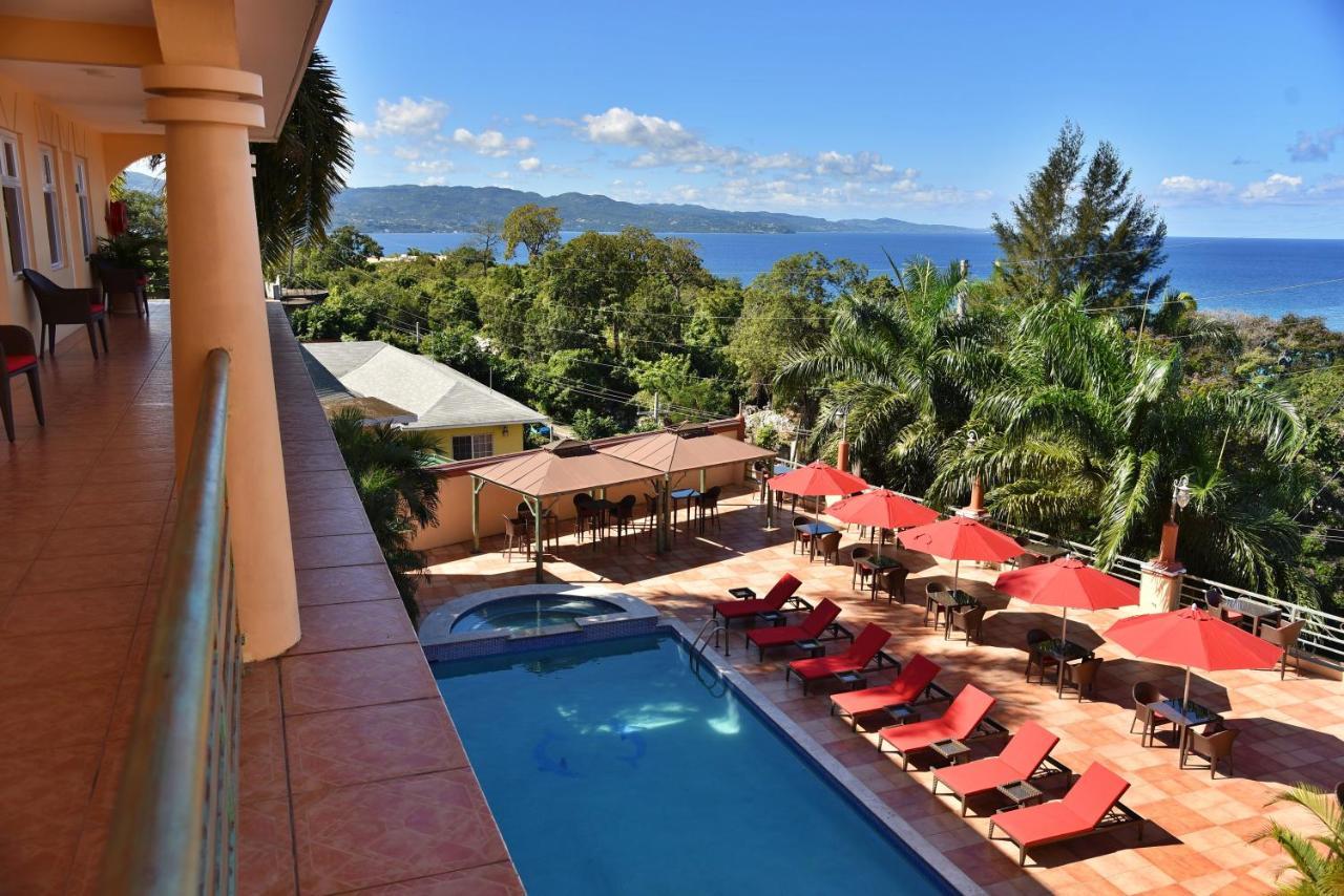 Hotel Grand A View Montego Bay Eksteriør bilde